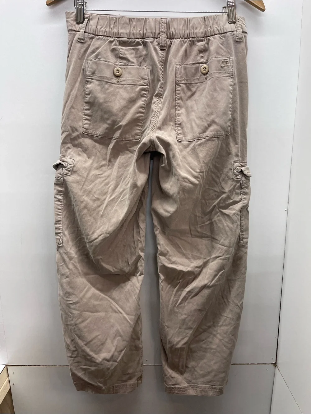 American Eagle Beige Mid Rise Baggy Wide Leg Cargo Pants